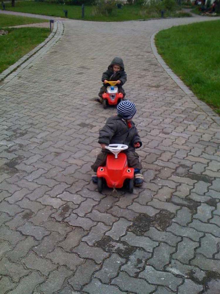 20100503_1754_jj_mit_bobycars_Foto32