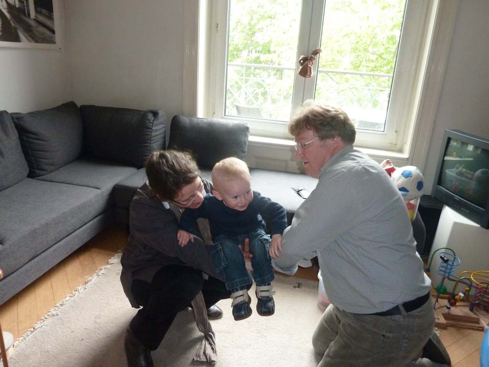 20100516_1045_jonas_springt_ins_neue_jahr_P1030567