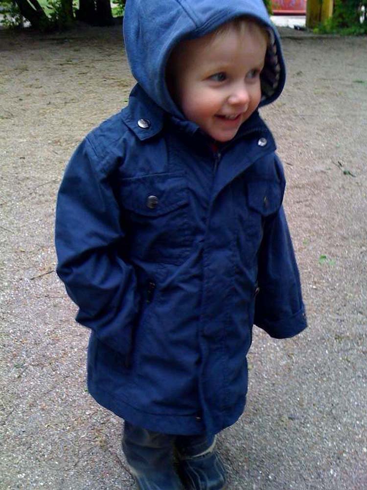 20100518_1759_jakob_auf_dem_spielplatz_foto48