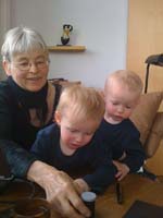 20100504_1018_helga_mit_beiden_IMG_1440