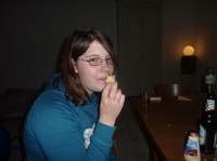 20100515_2006_karina_beim_eisessen_P1030549