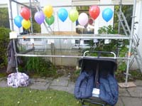 20100516_1613_ballonaktion_beim_zwillingsfest_P1030683