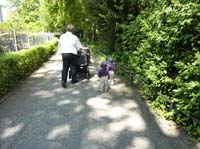 20100524_1455_beim_spazierengehen_im_park_P1030863