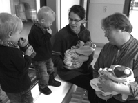 20101120_1630_erste_direkte_begegnung_von_jonas_jakob_linus_und_lotte_IMG_1801